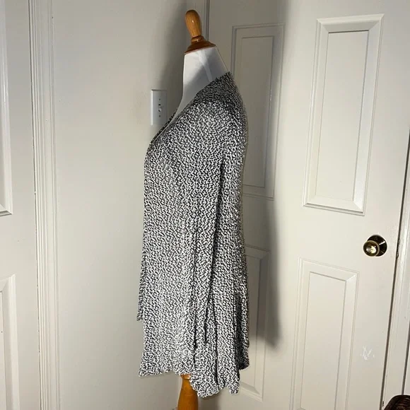 Forever 21 - Picture 2 of 4